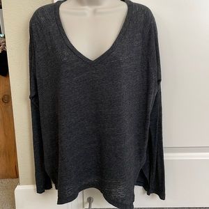 Velvet by Graham & Spencer Long Sleeve Top - Small